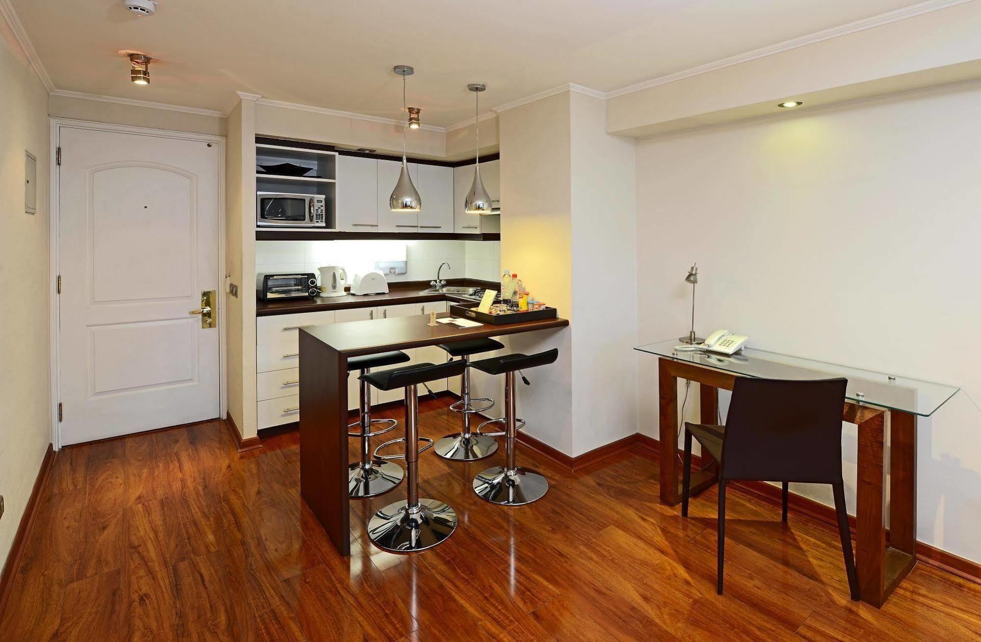 Time Suite - Comfort Apartments Santiago de Chile Zewnętrze zdjęcie